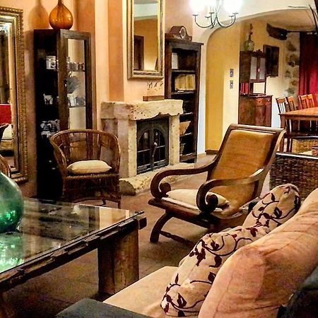 Penzion La Noguera De Socasa Romancos Exteriér fotografie